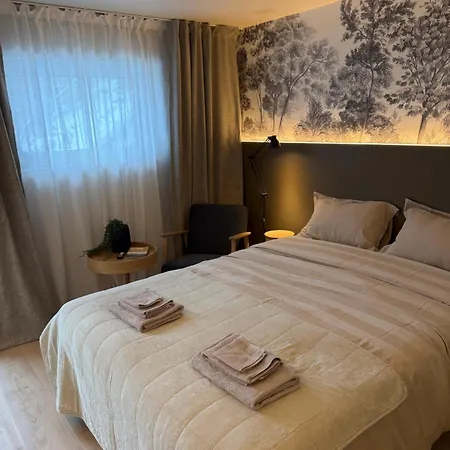 Newly Renovated Rom Fana *