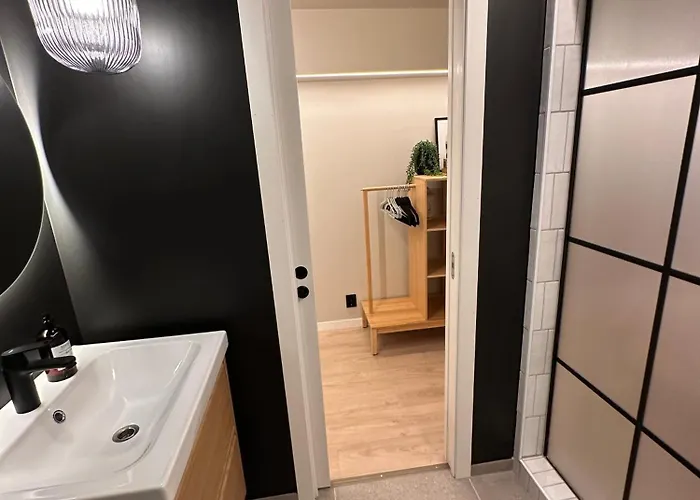 Newly Renovated Rom Fana Lägenhet *