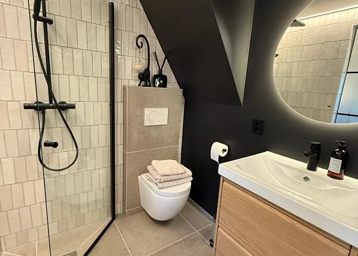 Apartman Newly Renovated Rom Fana *