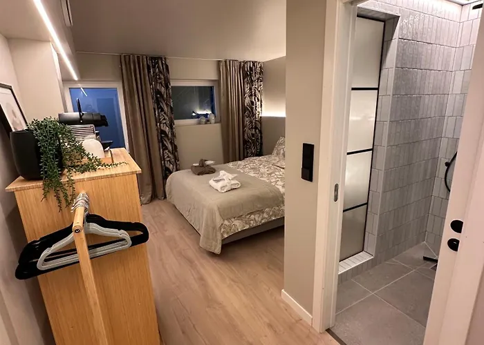 Newly Renovated Rom Fana